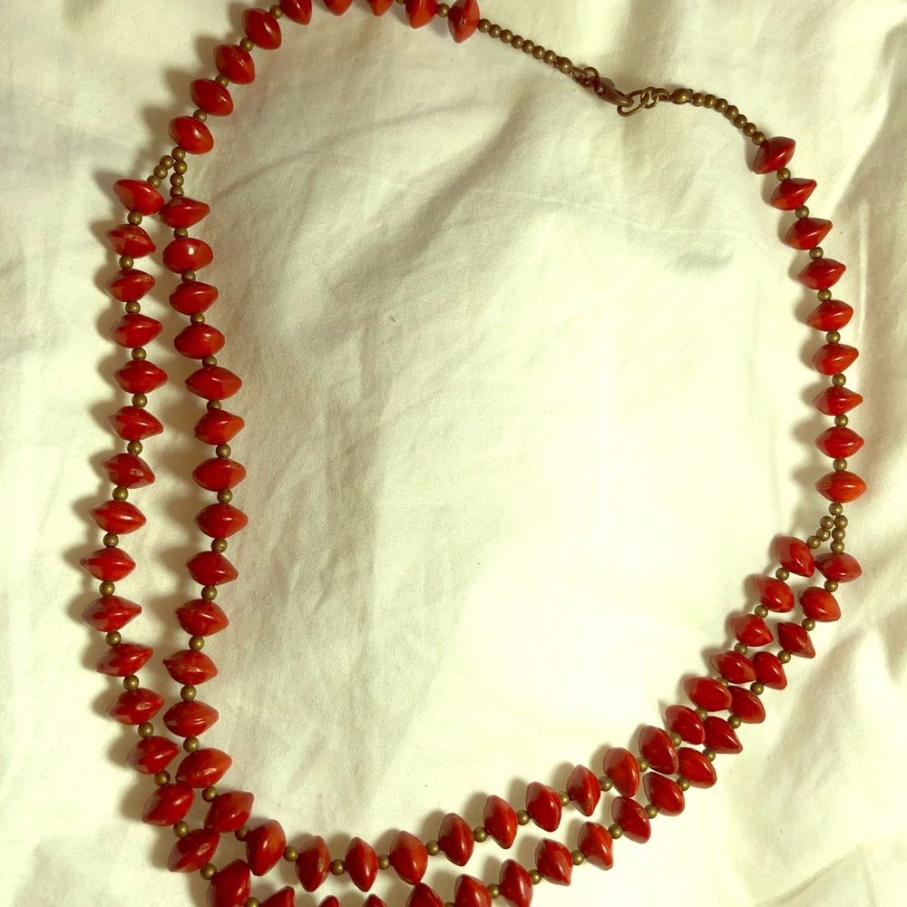 Necklace maroon wood/seeds double strand 18 in